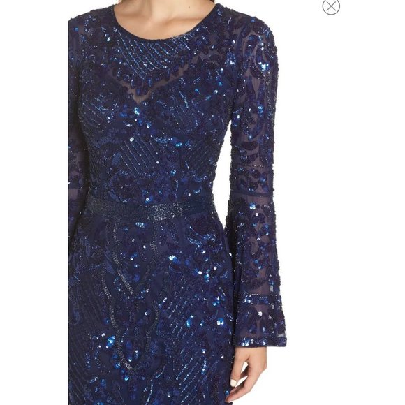 Mac Duggal 4576 Sequin Bell Sleeve Gown Blue Women's Size 2 - Picture 3 of 16